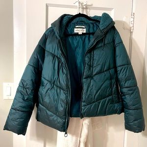 Teal Short puffer